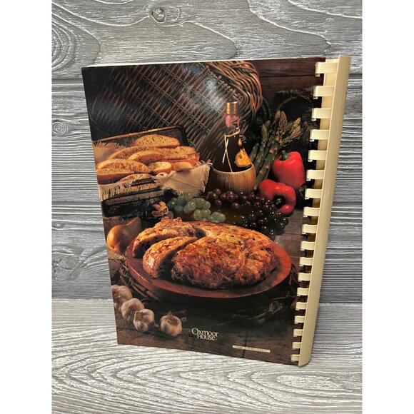 Vintage 1991 America’s Best Recipes Spiral Bound Cookbook - Picture 3 of 10